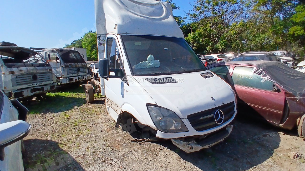 Mercedes em leilao em Brasil