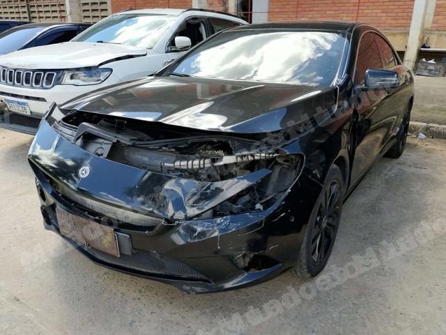 Mercedes 2016 em leilão em Brasil