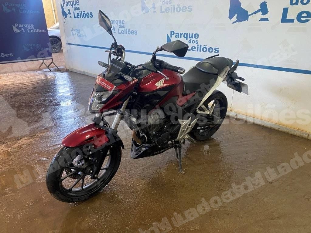 Honda em leilao em Brasil