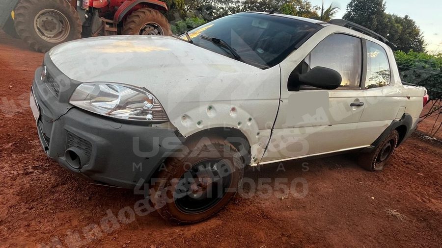 Fiat Strada 2015 em leilão em Jangada/MT