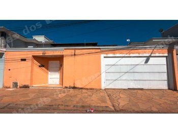 Imovel de 249 m2 em leilao em Paracatu/MG
