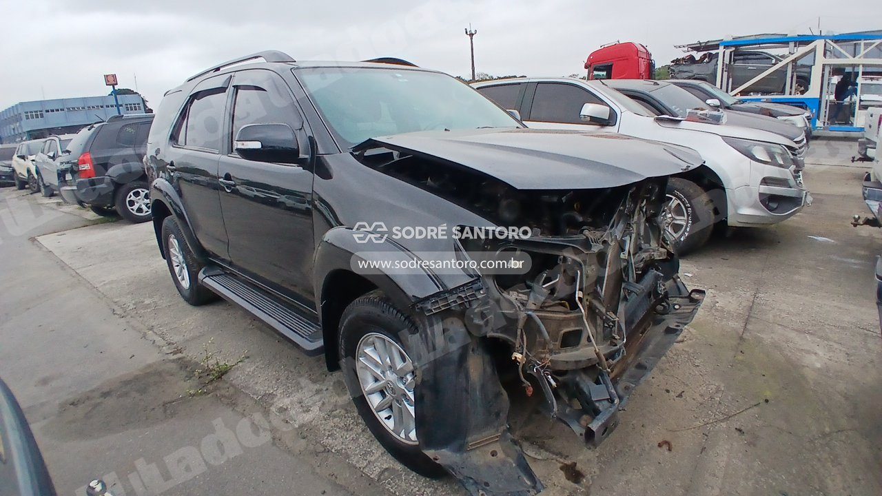 Toyota em leilao em Brasil