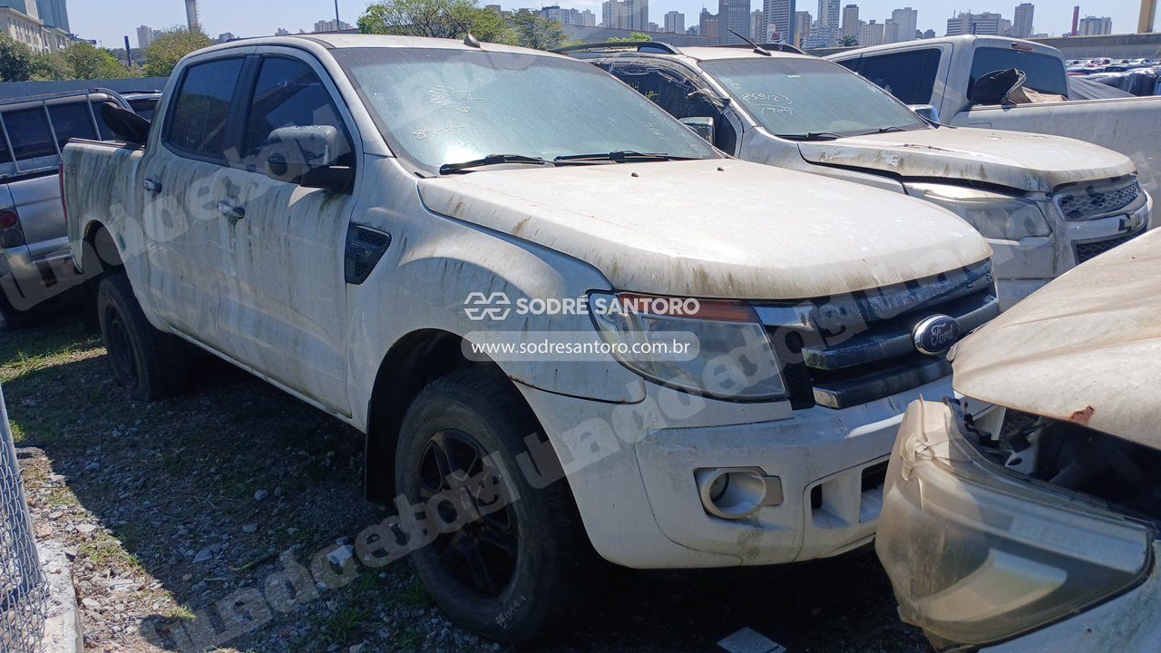 Ford Ranger Xlt 2014 em leilão em Brasil