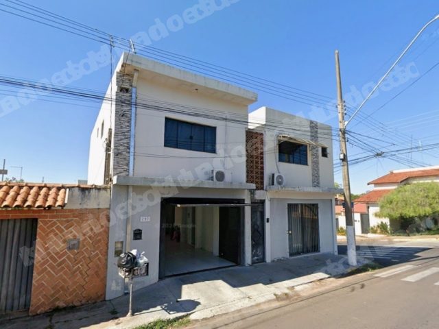 Casa em leilao em Agudos/SP