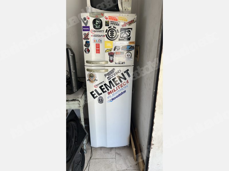 Lote em leilao em Geladeira Curitiba/PR