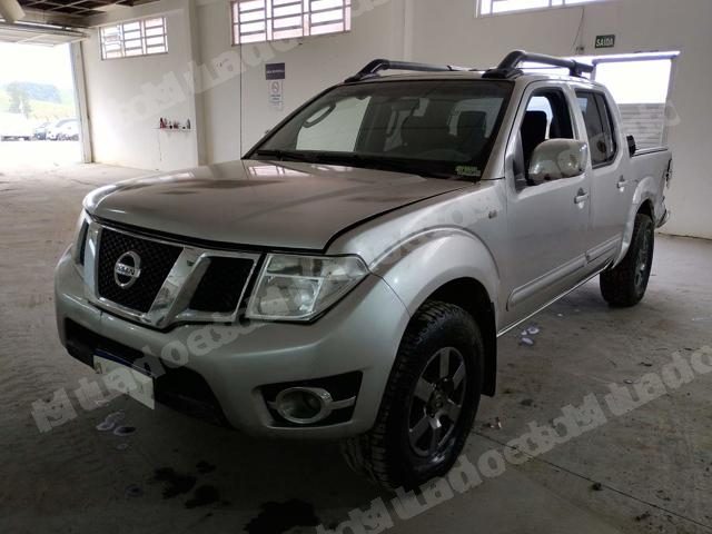 Nissan 2014 em leilao em Brasil