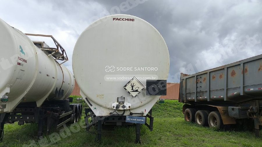 Outros Semi Reboque Bitrem Tanque Traseiro 2021 em leilão em Limeira/SP