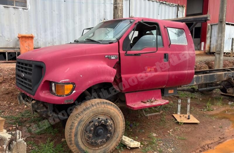 Ford em leilao em Brasil
