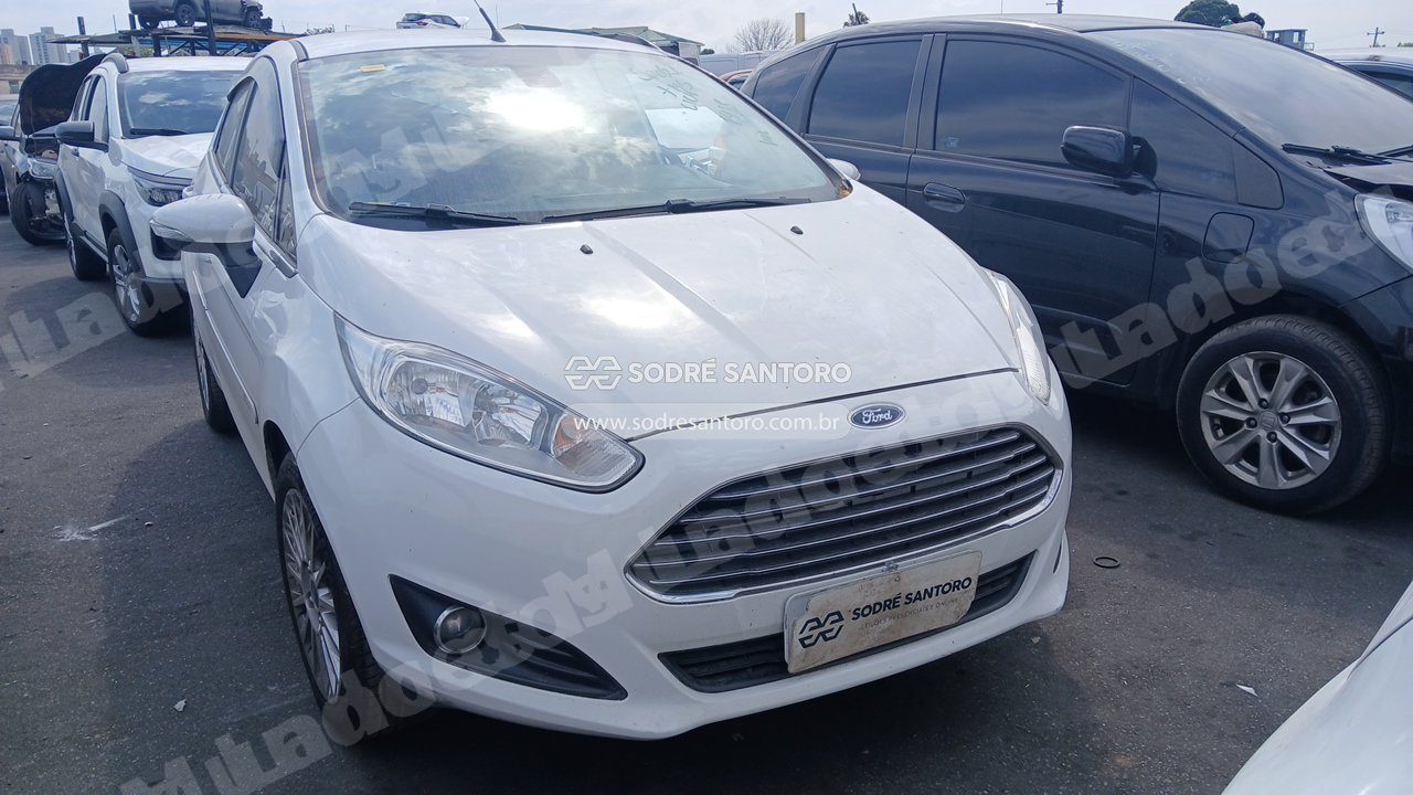 Ford Fiesta 16Tit At 2017 em leilão em Brasil