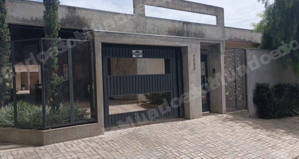 Casa de 465 m2 em leilão em Umuarama/PR