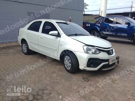 Toyota Etios em leilão em Aparecida de Goiânia/GO - Lote 1