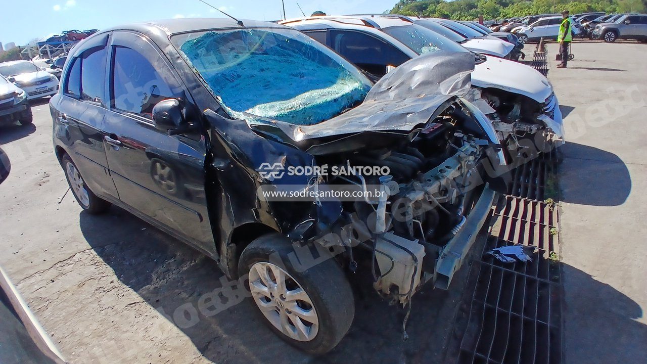 Nissan em leilao em Brasil