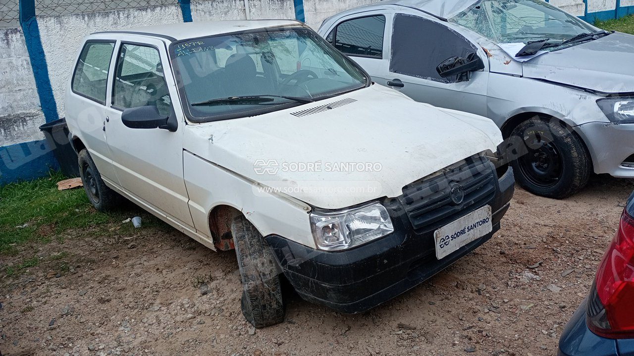 Fiat Uno Mille Economy 2010 em leilão em São José dos Pinhais/PR - Lote 1