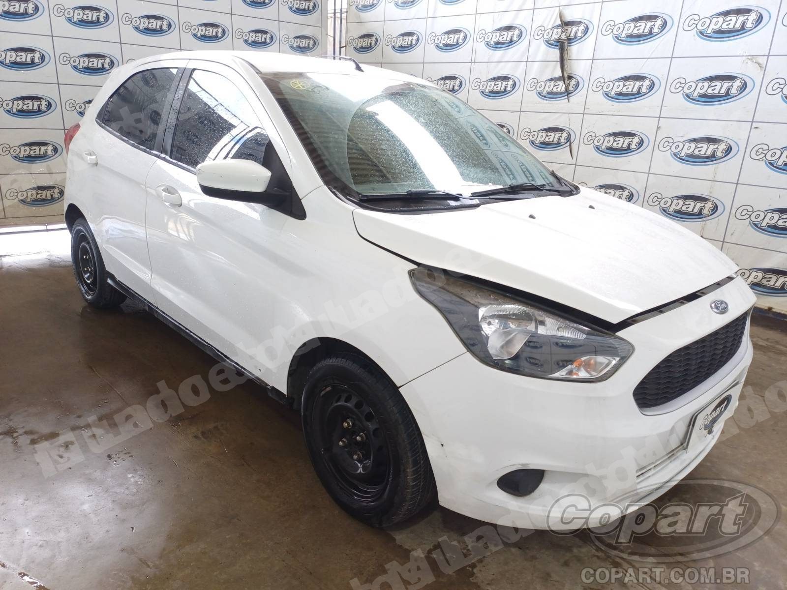 Lote em leilao em Candeias/BA