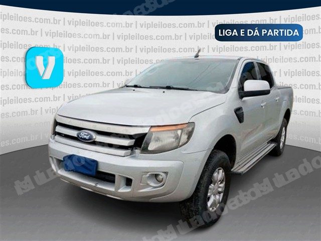 Ford 2014 em leilão em Brasil - Lote 1