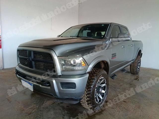 Ram 2012 em leilão em Brasil