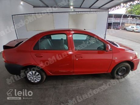 Toyota Etios em leilão em Aparecida de Goiânia/GO