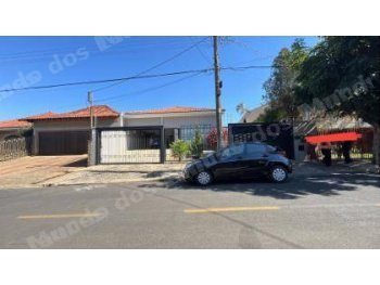 Imovel de 308 m2 em leilao em Catanduva/SP