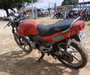 Honda 2000 em leilão em Brasil - Lote 1