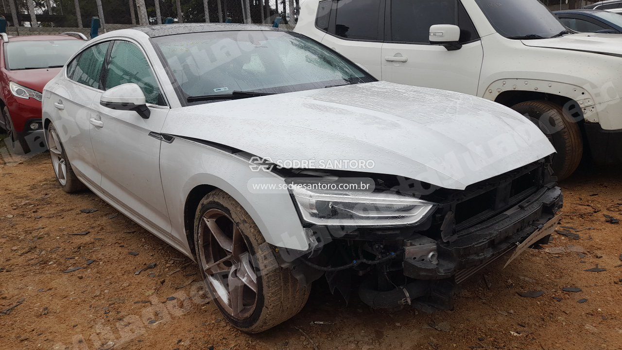 Audi em leilao em São José dos Pinhais/PR
