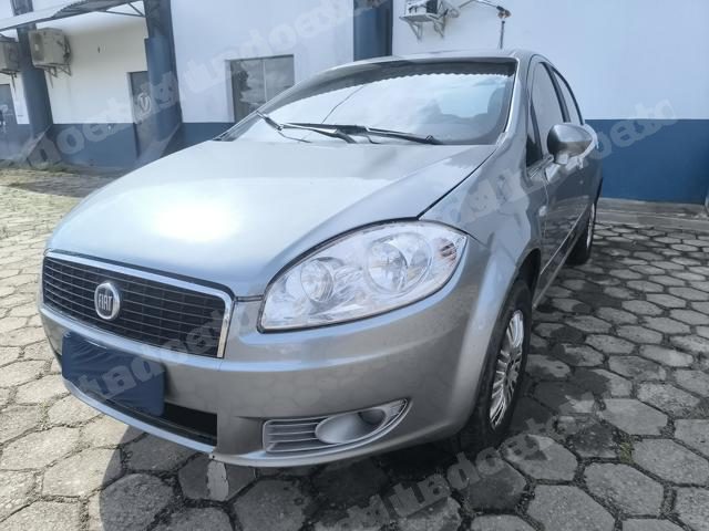 Fiat 2012 em leilao em Brasil - Lote 2