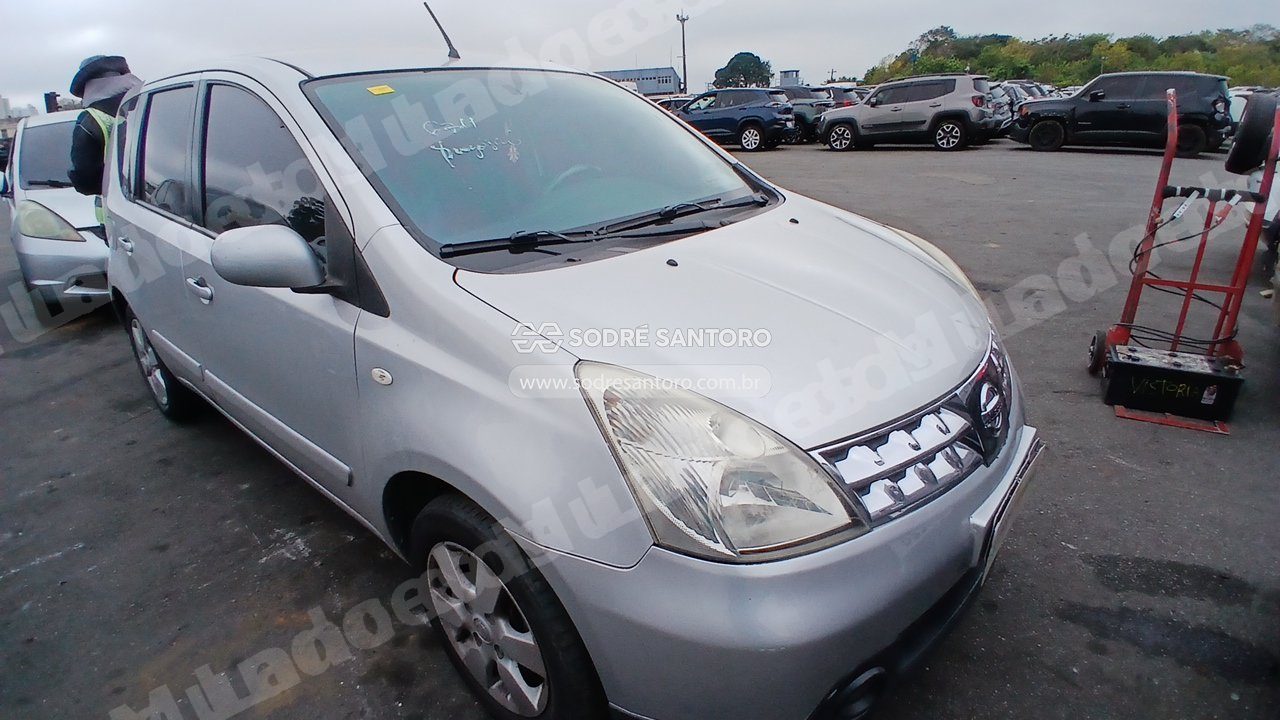 Nissan Livina 18Sl 2010 em leilao em Brasil
