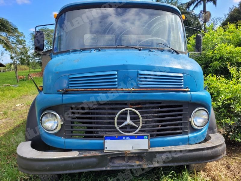 Mercedes Benz 1975 em leilão em Içara/SC