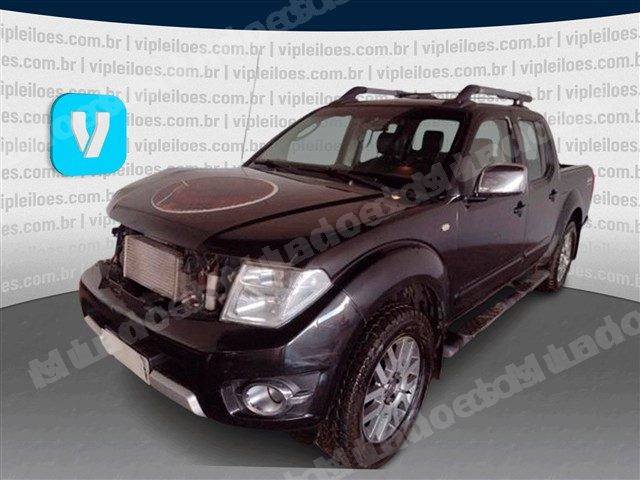 Nissan 2014 em leilao em Brasil