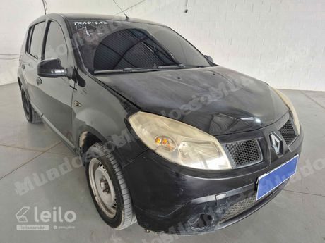 Renault Sandero em leilão em Eusébio/CE - Lote 2