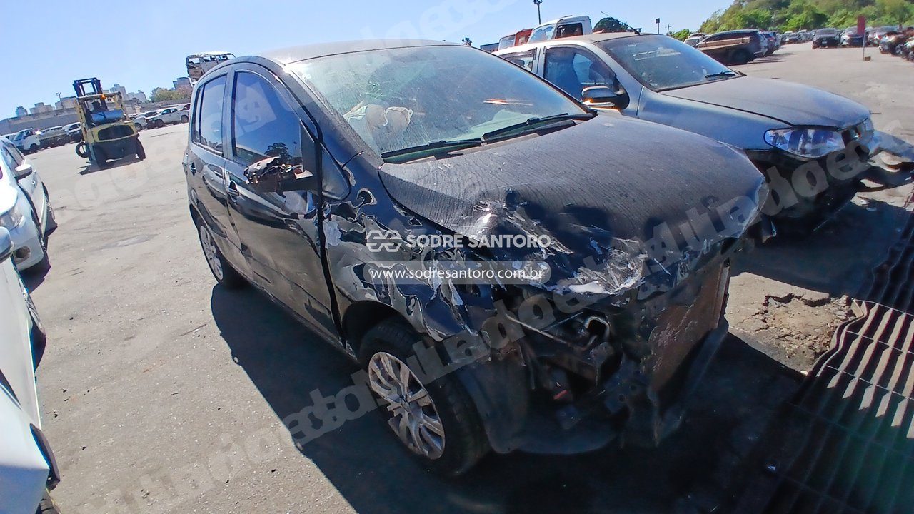 Volkswagen Fox 1.6 2013 em leilao em Brasil