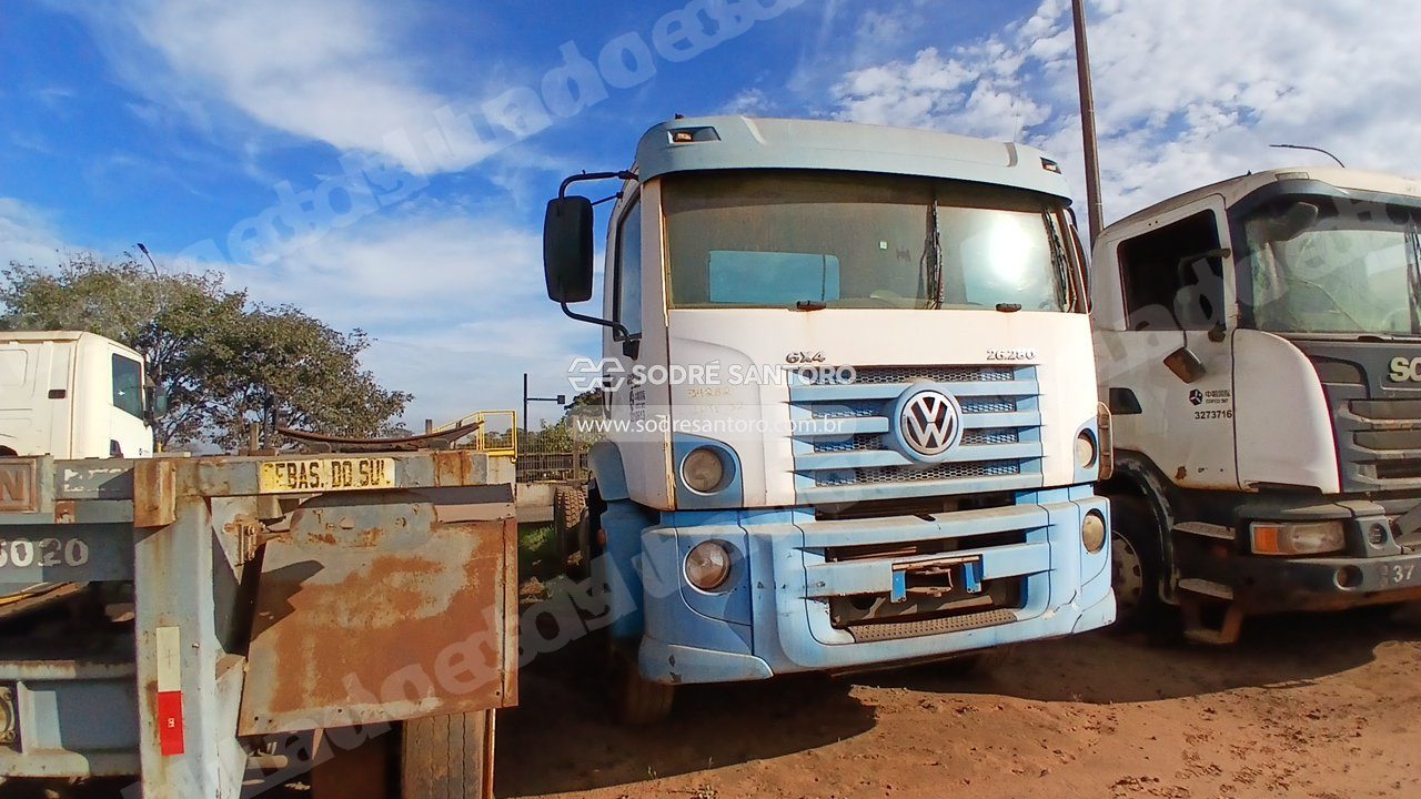 Volkswagen 26.280 Crm 6X4 2013 em leilao em Meridiano/SP
