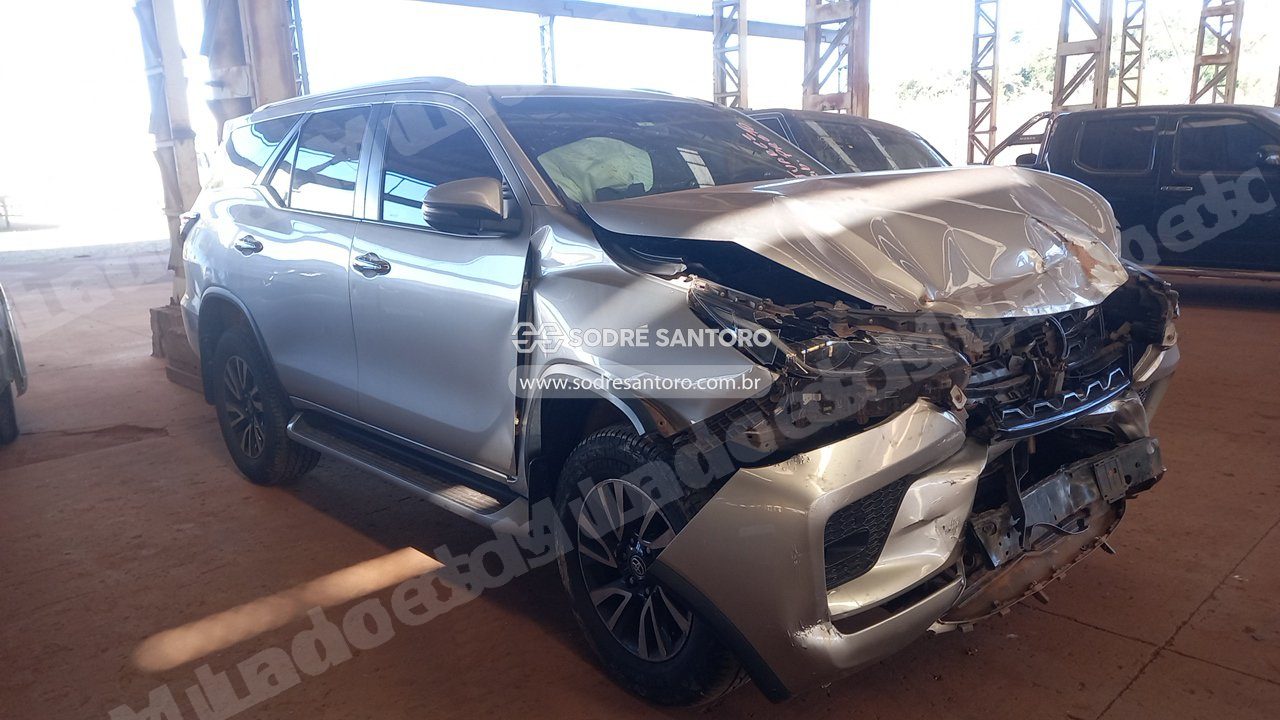 Toyota Hilux Swsrxa4Fd 2021 em leilao em Sertãozinho/SP