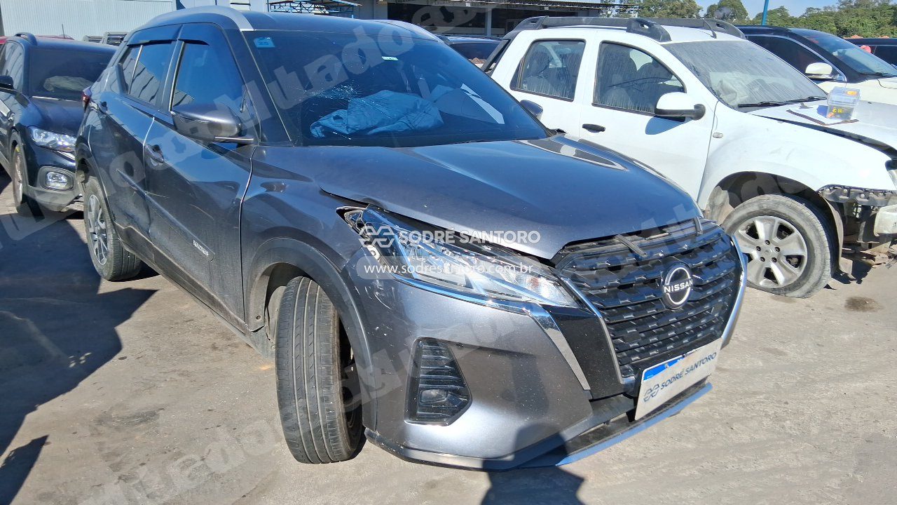 Nissan em leilao em Brasil
