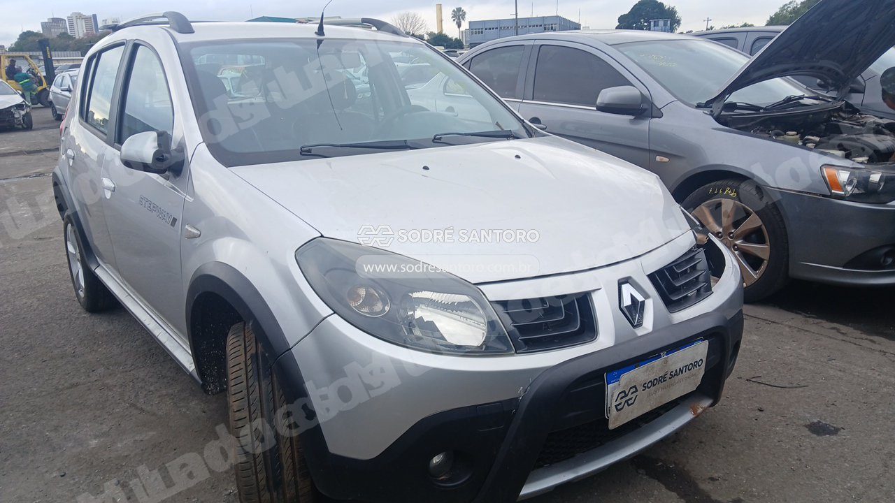 Renault em leilao em Brasil