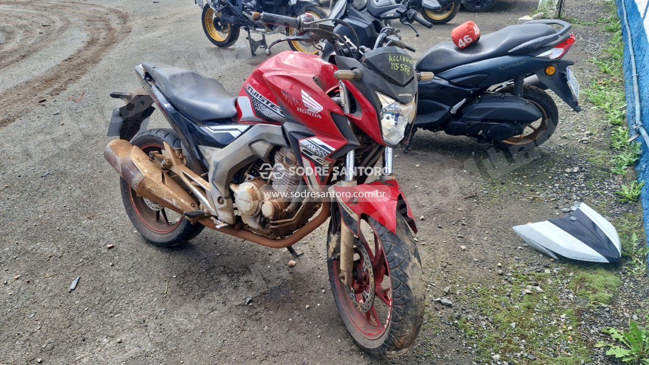 Honda Cb250F Twister Cbs 2021 em leilão em São José dos Pinhais/PR