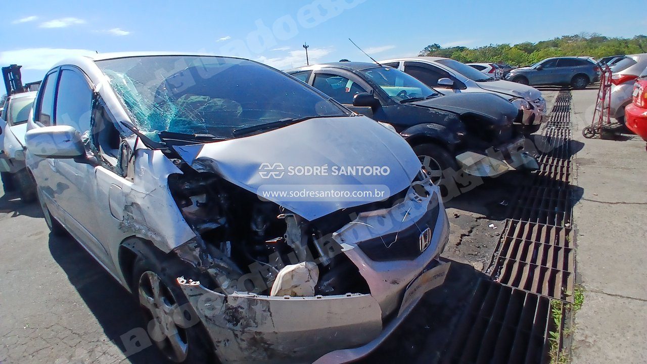 Honda Fit Lx Flex 2012 em leilão em Brasil