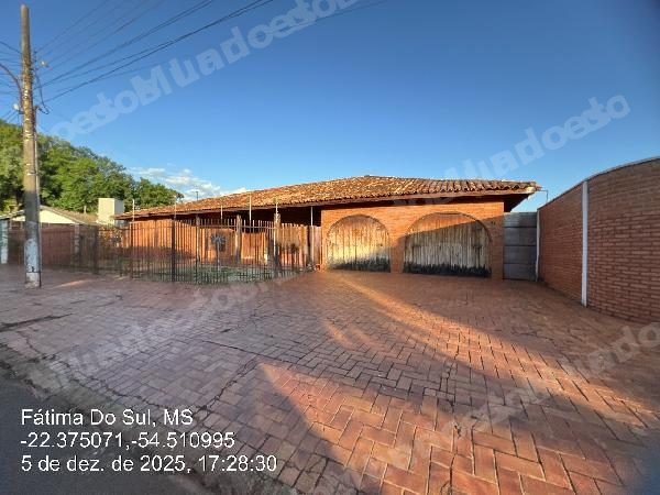 Casa em leilao em L/MS