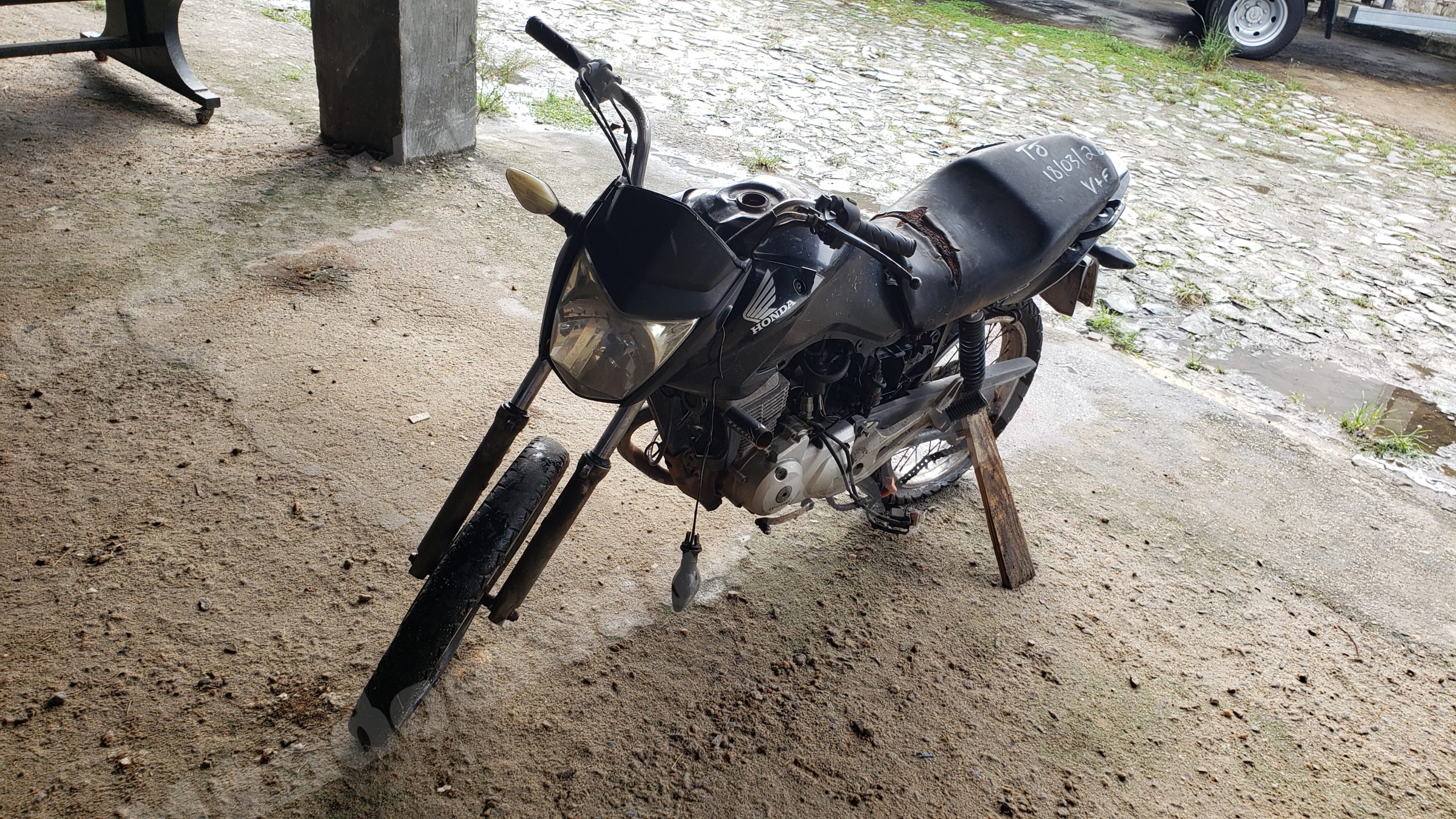 Honda em leilao em Brasil