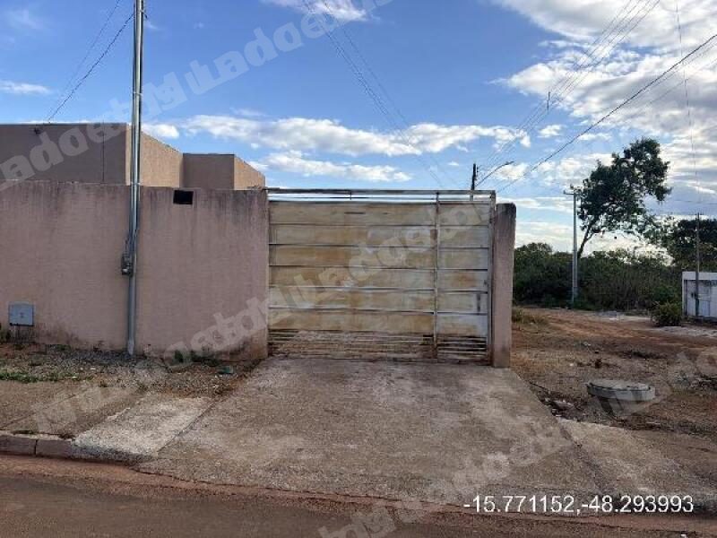 Casa em leilao em Aguas Lindas de Goias/GO