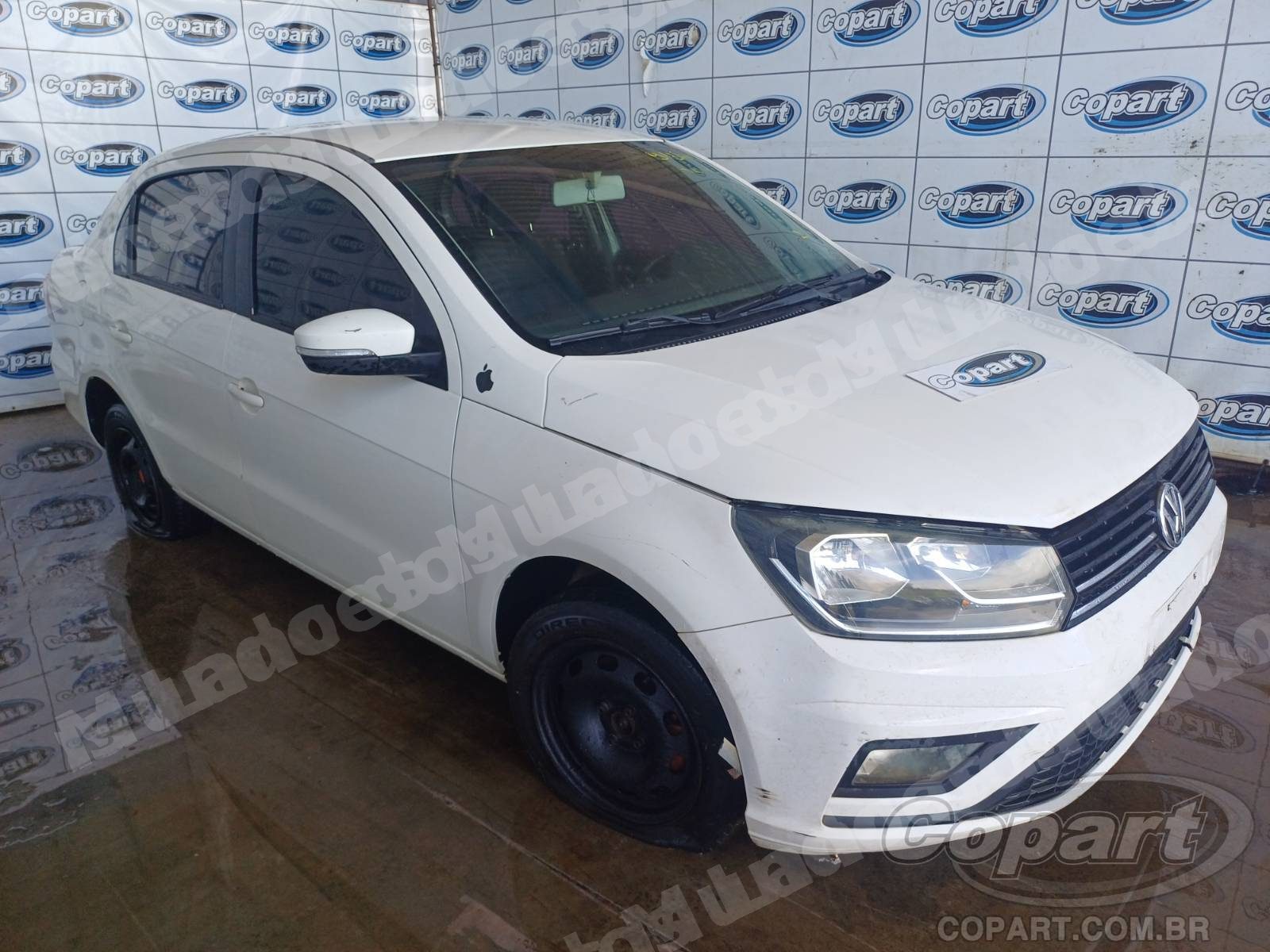 Lote em leilao em Candeias/BA