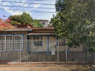 Casa de 227 m2 em leilão em Lavras/MG