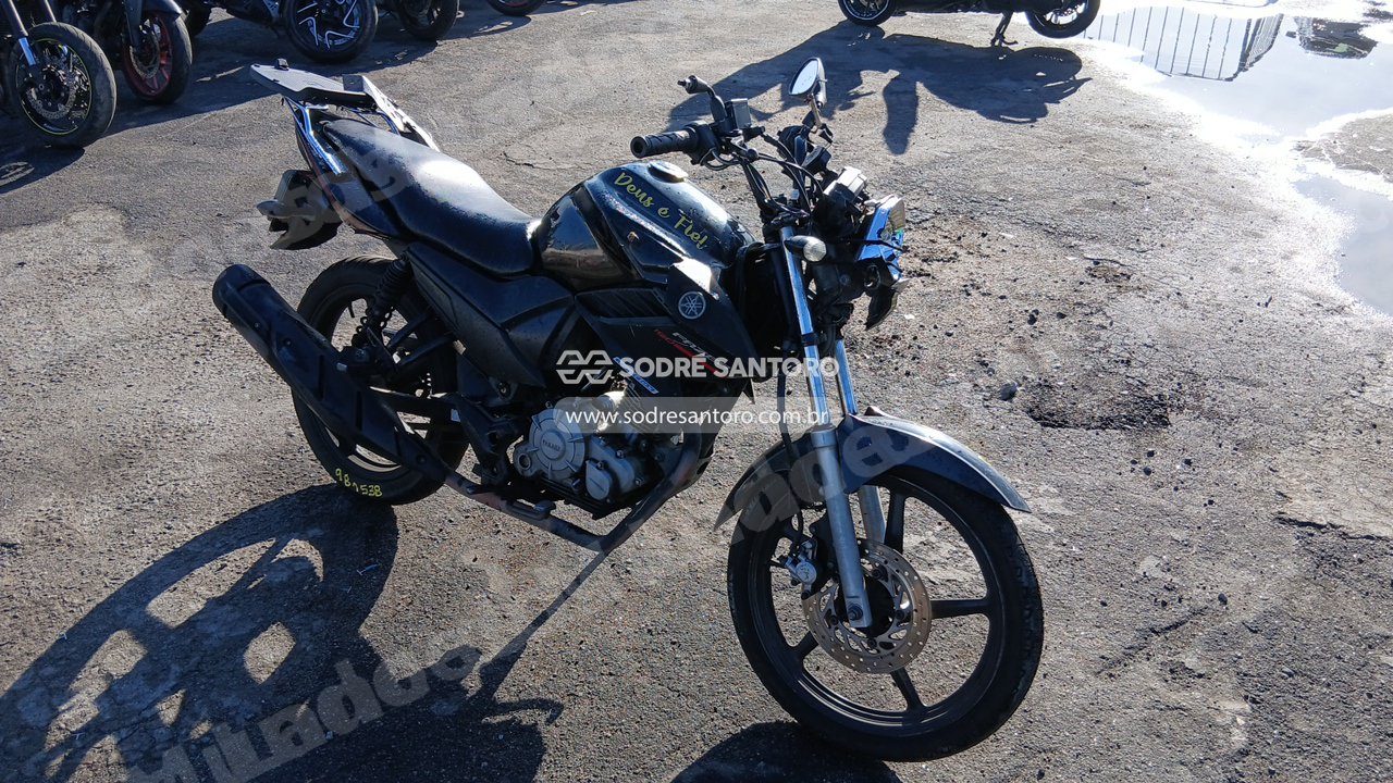 Yamaha Ys 150 Fazer Ed 2015 em leilão em Brasil