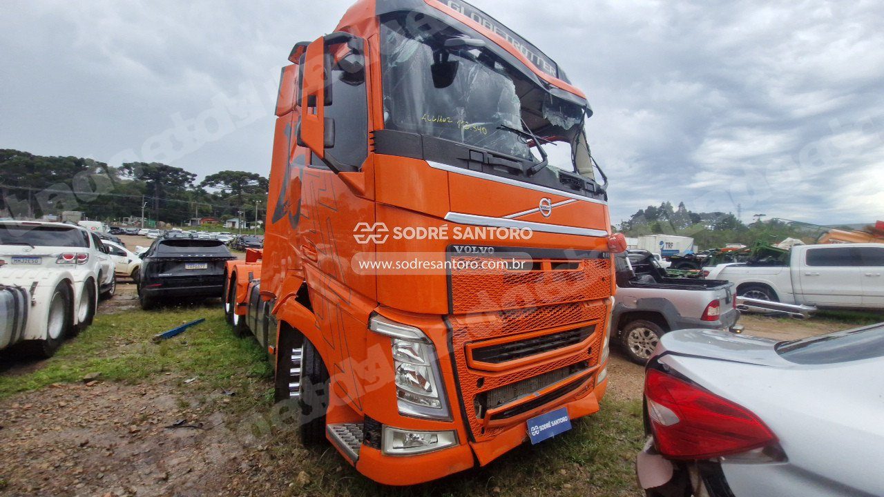 Volvo Fh 460 6X2T 2019 em leilao em São José dos Pinhais/PR