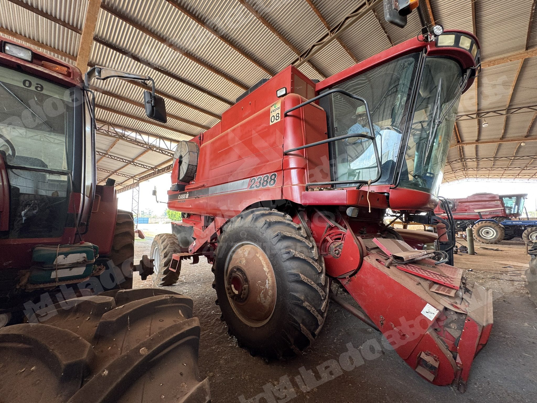 Máquina agrícola 2008 em leilão em Nova Mutum/MT