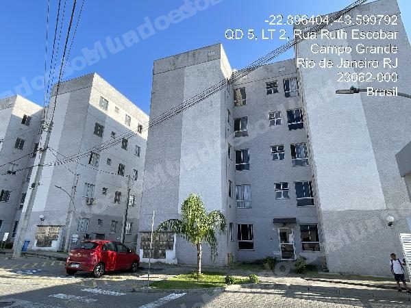Apartamento em leilao em O/RJ