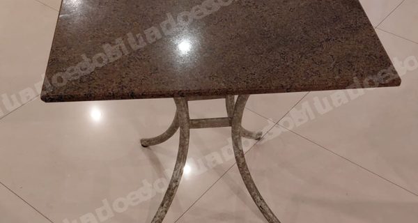 Móveis em leilão em Curitiba/PR - Lote 3