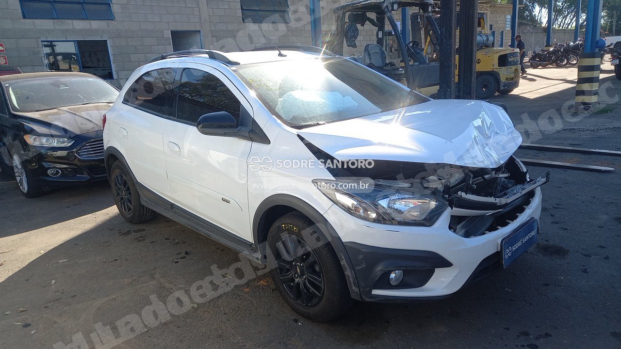 Chevrolet Onix 1.4At Act 2019 em leilao em Monte Mor/SP