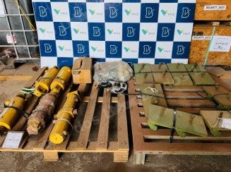 Lote em leilao em Brasil