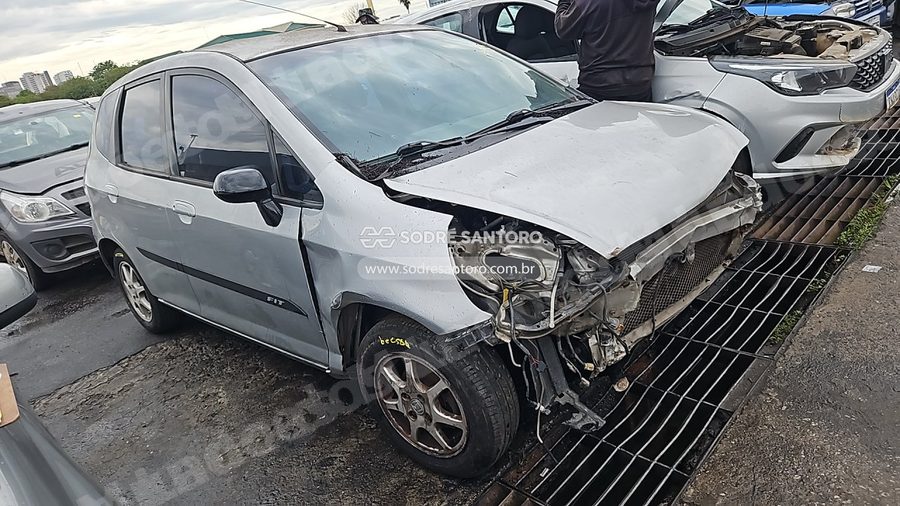 Honda Fit Lx 2005 em leilão em Guarulhos/SP - Lote 2