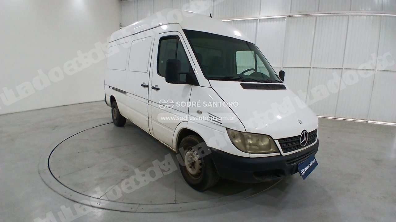 Mercedes em leilao em Brasil